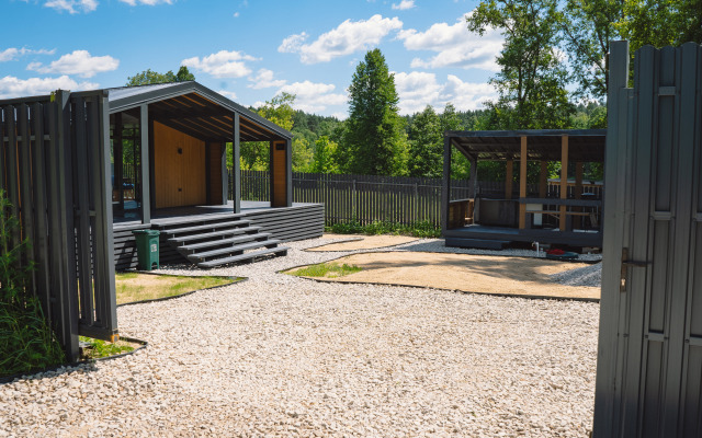 Eco-Mestechko Private House