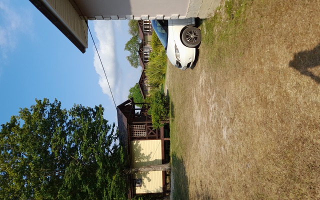 Domiki U Reki Guest House