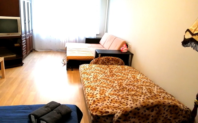 M7 Shosse Entuziastov Apartments