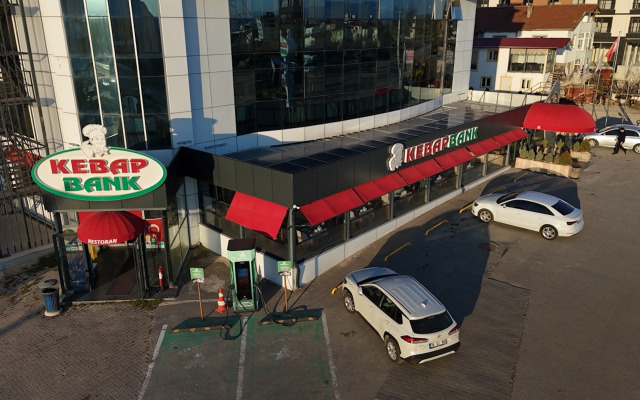 Отель Ren Business