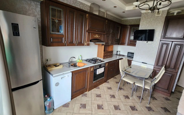 Квартира Однокомнатная на Пеpвoй Бeреговой Линии