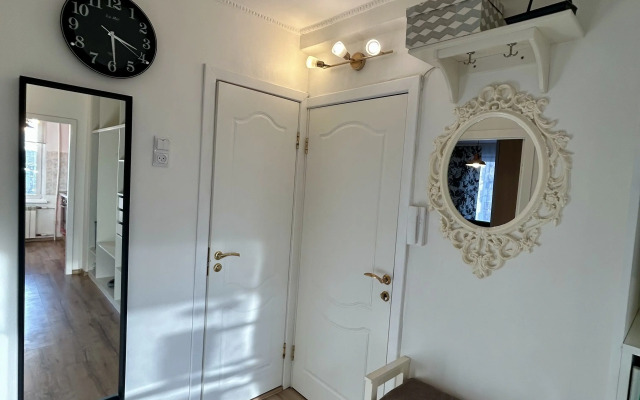 Dvukhkomnatnaya Flat