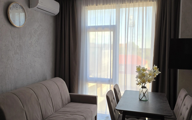 SilverPeak 65 Apartments