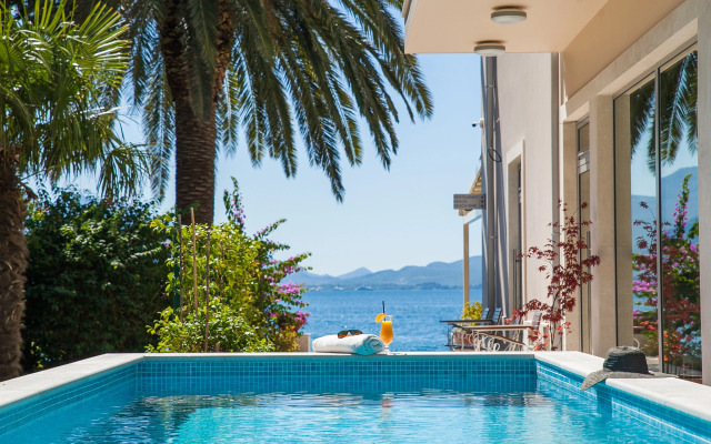 Отель Blanc & Bleu - Blanche