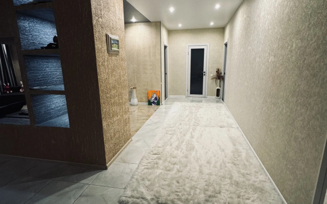 Sovetskaia Flat