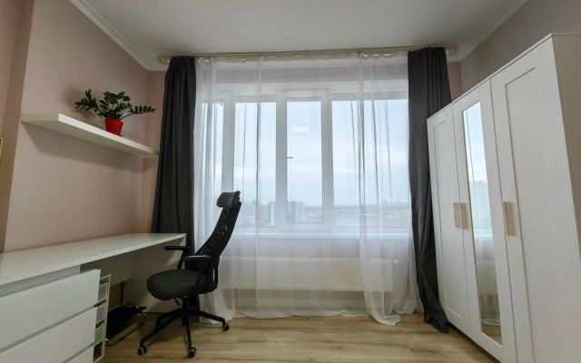 Dizaynerskaya U Krokus Ekspo Flat