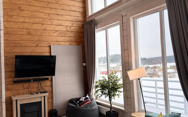 Частный Дом Полярная Станция Синий