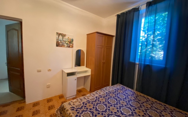 Taraktash Guest house
