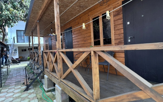 Ekokhaus Chegem Guest House