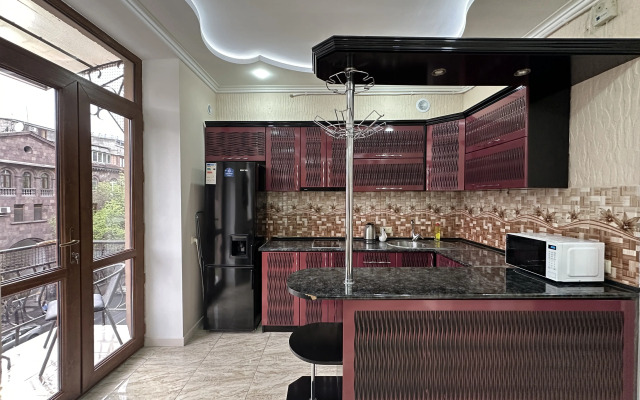 2-K, Ulitsa Amiryana, Am104 Flat