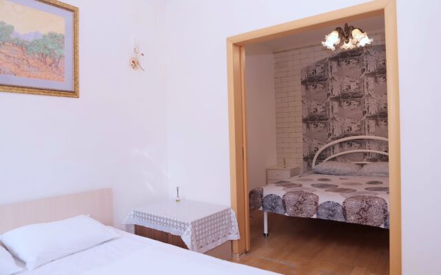Dvukhkomnatnye Mkr Suponevo K1 Apartments