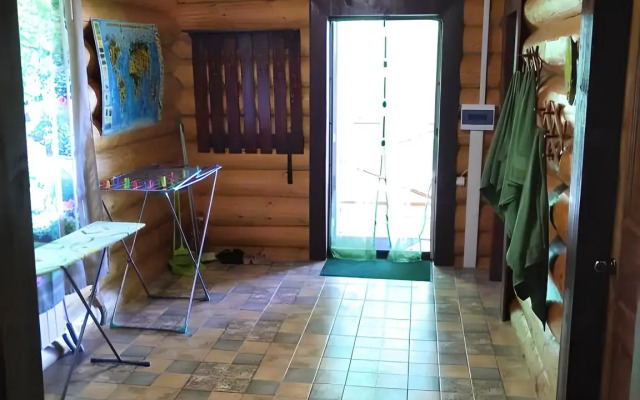 Brevenchatyij Guest House