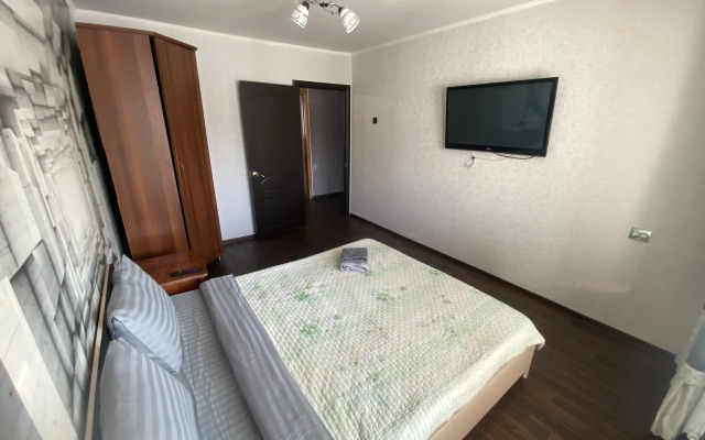 Квартира Двухкомнатные апартаменты в центре