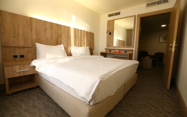 Lacasa Hotel Amman Hotel