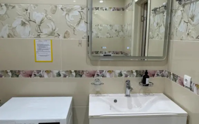 Estetika I Komfort Na Tsvetnom Bulvare Flat