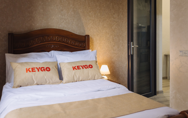 KeyGo #0031, 2 Bedroom, Near The Opera House Apartments