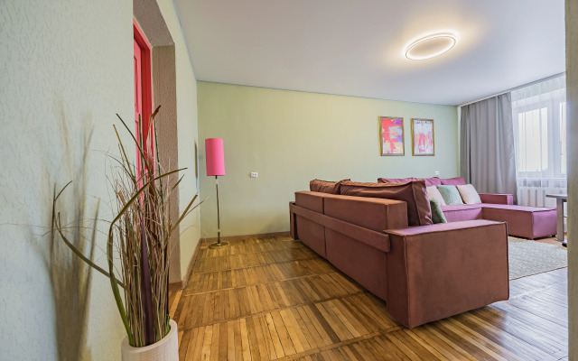 Svetlaya Prostornaya 3-K Kvartira Apartments