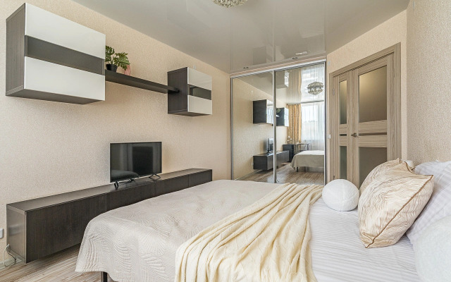 Квартира Хороший День на Машиностроителей 13