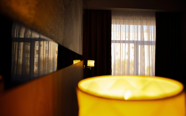 Golden Norris Hotel