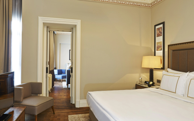The Bank Istanbul, a Member of Design s