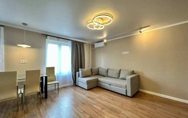 Квартира Шикарная Трехкомнатная