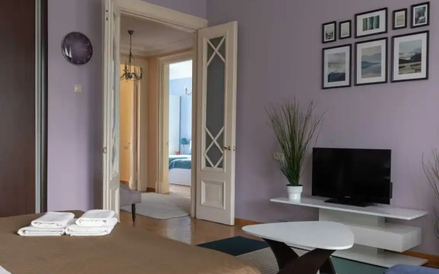 Apartments Standartnye S 3 Spalnyami I Balkonom