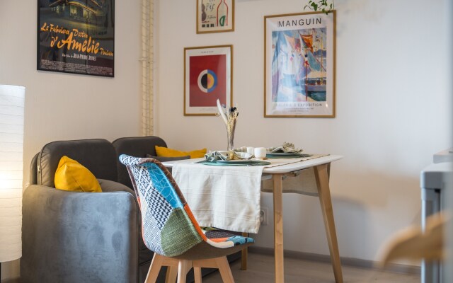 Апартаменты "Амели на Неве"