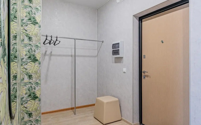 253 Na Uspenskom Prospekte 113D Flat