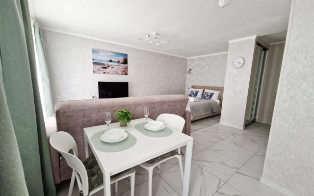 Na Teatralnoy Ulitse Tsentralny Skver Flat