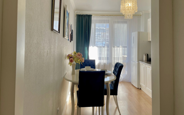 Potryasayuschaya S Vidom Na Gorod Flat