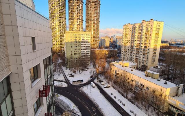 U Metro Akademicheskaya Apartments