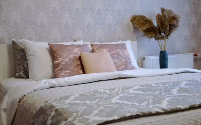 Квартира у Мамаева Кургана с видом на Родину Мать