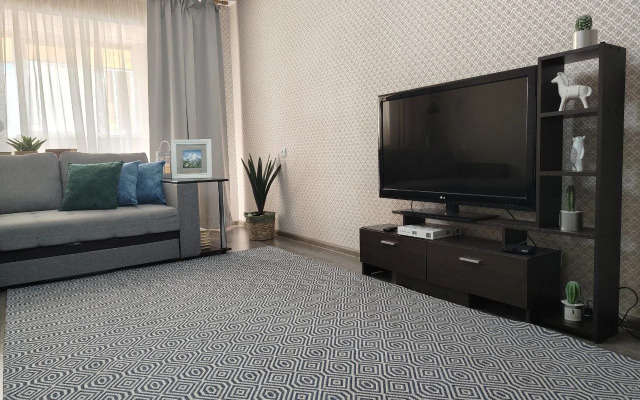 Ryadom S Sanatoriem Solnechny Flat