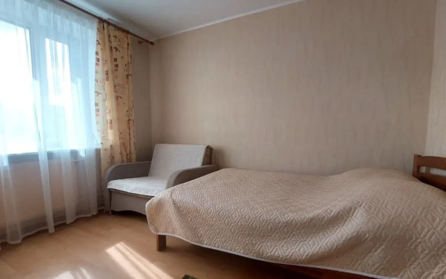 Prostornaya Na Drevlyanke Flat