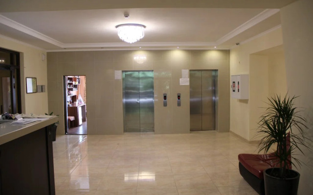 Svetlana-Tsentr u morya s vidom na sad magnoliy Apartaments