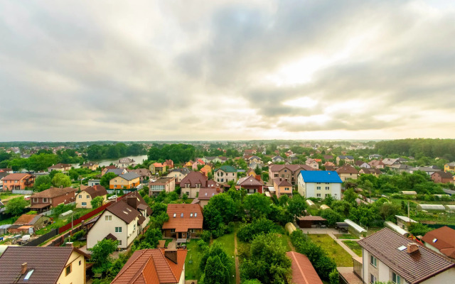 S panoramnymi vidami v Tsentralnom rayone Kaliningrada Flat