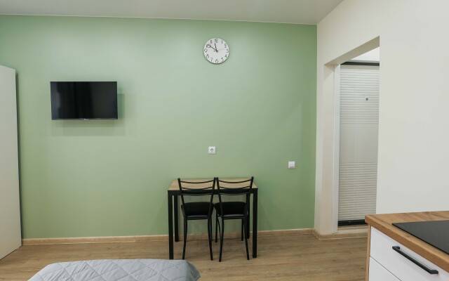 Oazis Vozle Aeroporta Na 2 Gostya Apartments