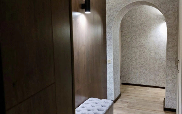 Izumrud Na Naberezhnoy U Kremlya Flat