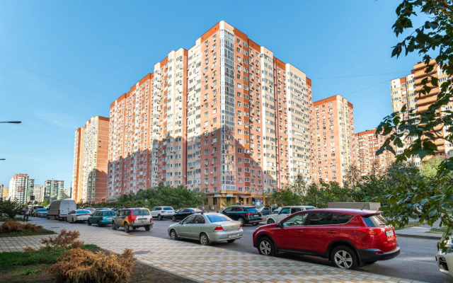 Апартаменты с Балконом Тут Живут Парк и Стадион