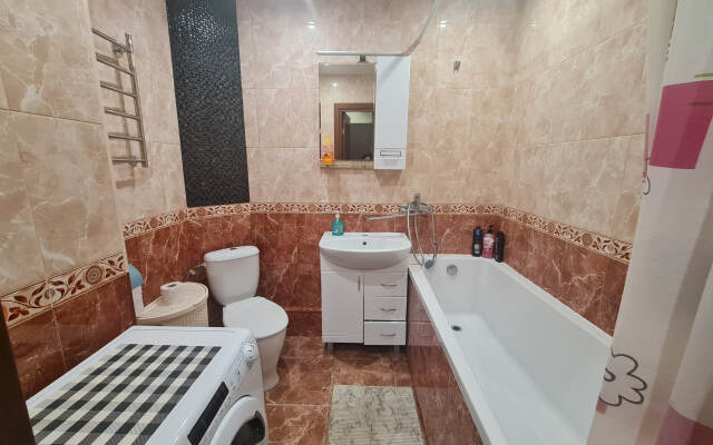 Na Ulitse Kuryzhova 16 Flat