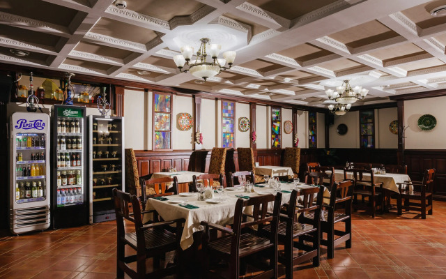Gala-Al'pik  Hotel