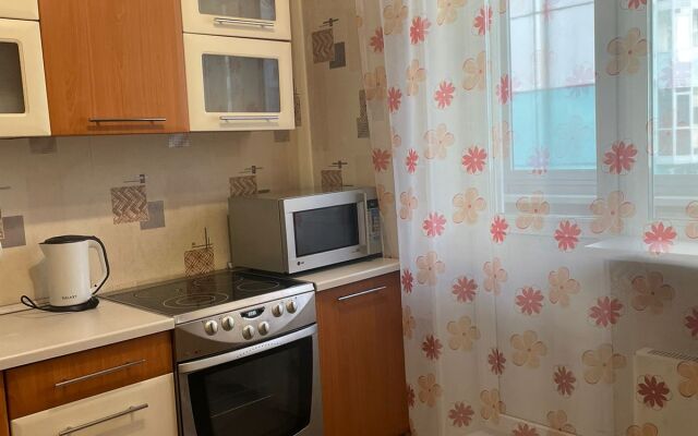 Mini - Otel' V8