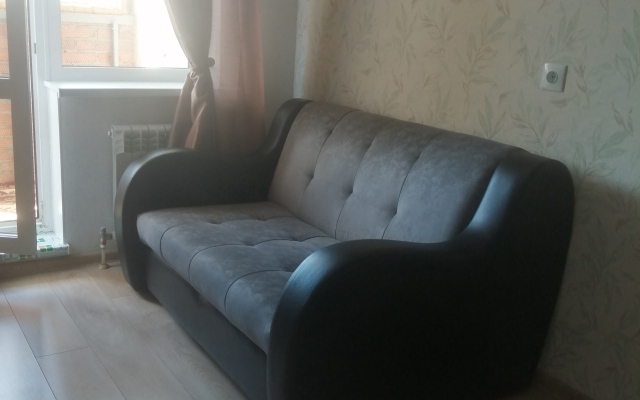 1 Kom V Novom Mk Kuzyminki Omsk Flat