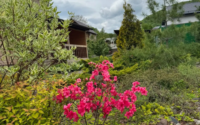 Otdyih U Reki Giest House
