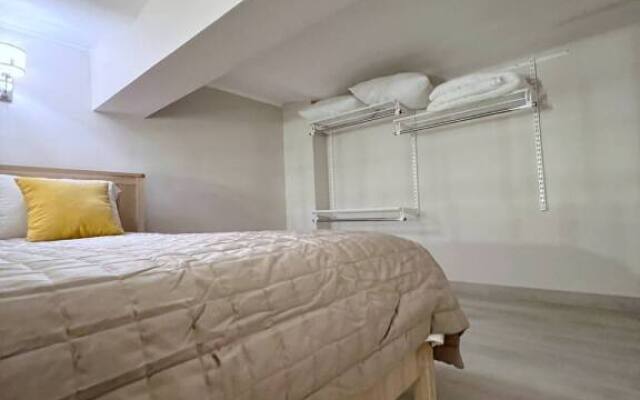 Apartamenty Lucky Room v istoricheskom tsentre goroda