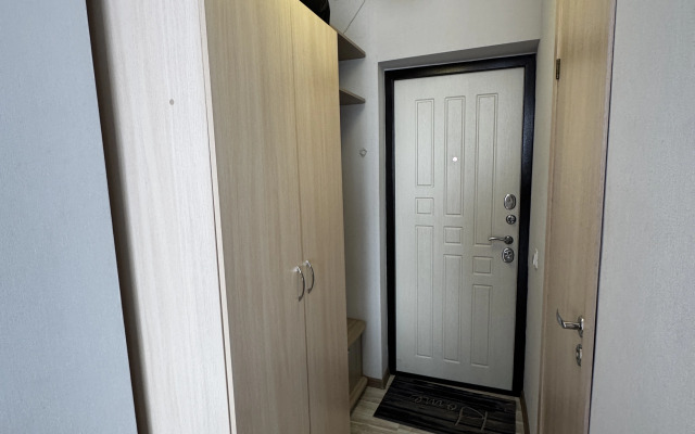 Uyutnaya Svetlaya Studiya V Sochi Flat