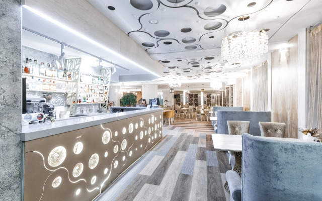Kamarooms Business Hotel & Spa