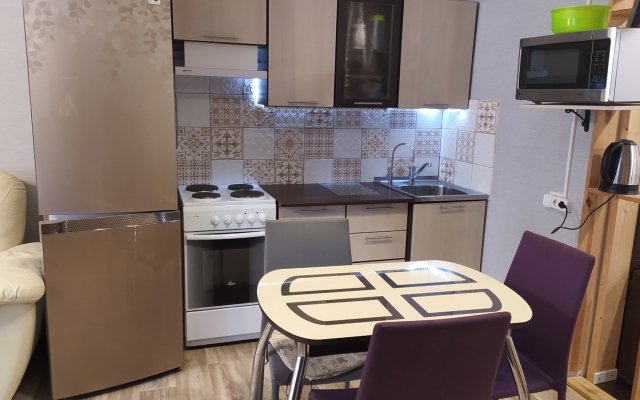 Sutochnyy ray na Narodnaya 7 Apartments