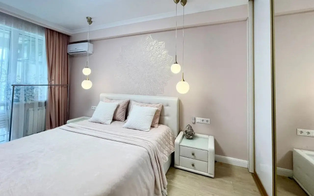 S Sovremennym Dizaynom Flat