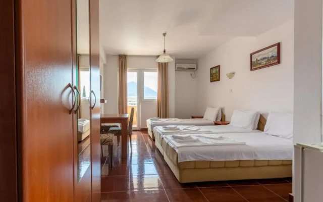 Evropa Lux Apartments